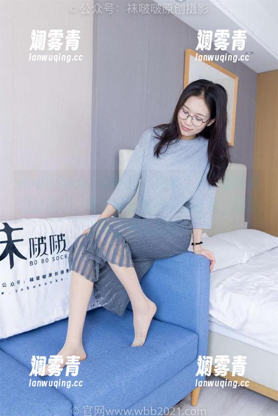 BoBoSocks袜啵啵 - 果果之后，我也是肉丝迷了，快去网盘找她的新合集，脚尖加固太戳我心了！