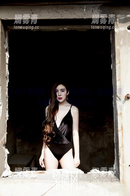 GIRLT果团网 - 周妍希的妹妹，最新图集中那种不经意的可爱