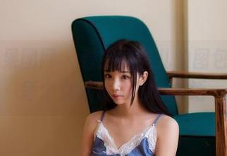 GIRLT果团网 – 看完通灵儿的图包，想对每个女孩说两句心里话