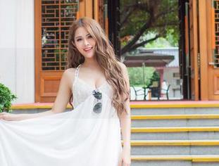 IMiss爱蜜社 – 奇怪的搭配？高清记录莉莉Lily的裤里丝，快来瞧瞧