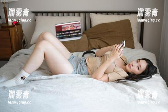 教室里的Pia(피아)，最新写真集，别问我为啥突然又想上课