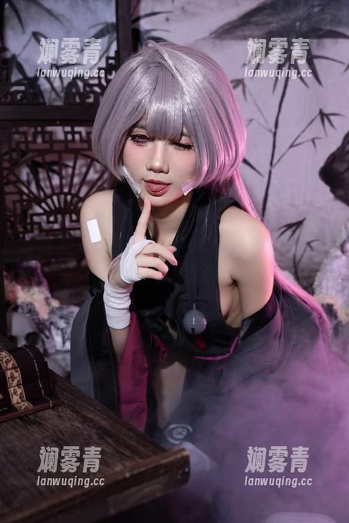 原图恋上透明的PoppaChan，图包里细节的美好让人留连忘返。