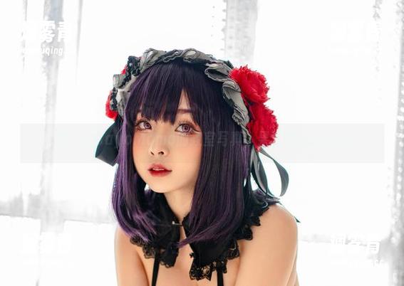 看，看SayoMomo的教室写真，果然和书本无关