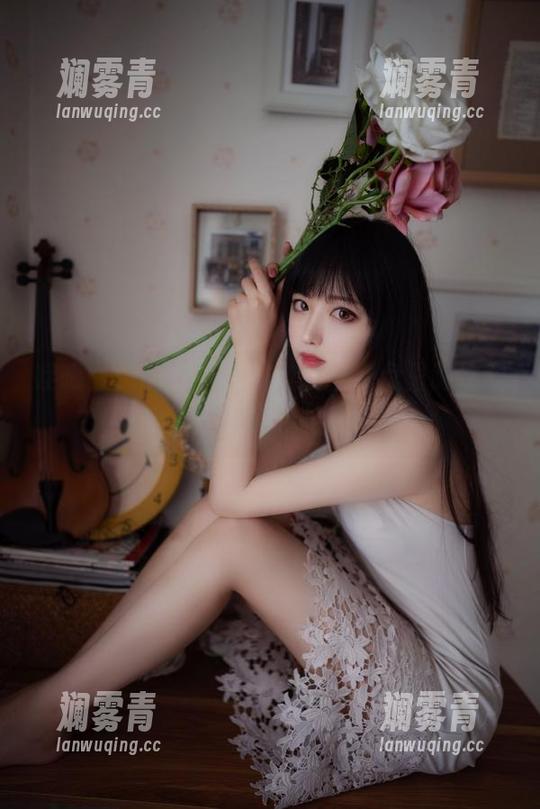 哇哦，Shika小鹿鹿套装在网盘里随便翻，看着看着我都想穿了！