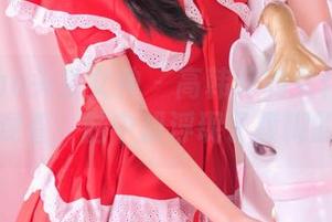 TouTiao头条女神 – 高韩菲的女仆图片我反复观看，脑中却浮现了模糊的画面