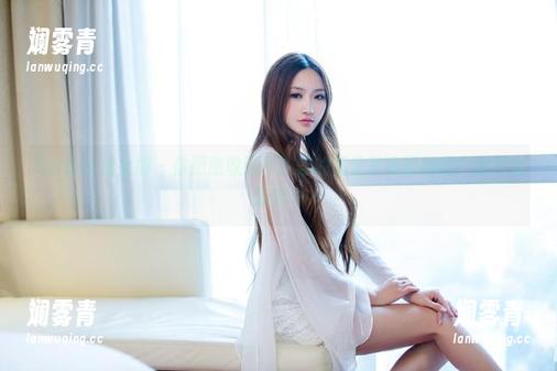 TuiGirl推女郎 - 你愿意收藏何奕恋的美足写真图册吗？我不太确定～