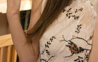 UGirls尤果网 – 松果儿的美腿大合集，谁不想下载一份？