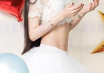 UGirls尤果网 – 霓梓心的可爱写真，脑补请自带滤镜