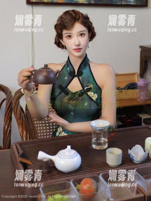 Xiuren秀人网 - 看小爪几的白色私房作品，我开始怀疑我的色彩认知。