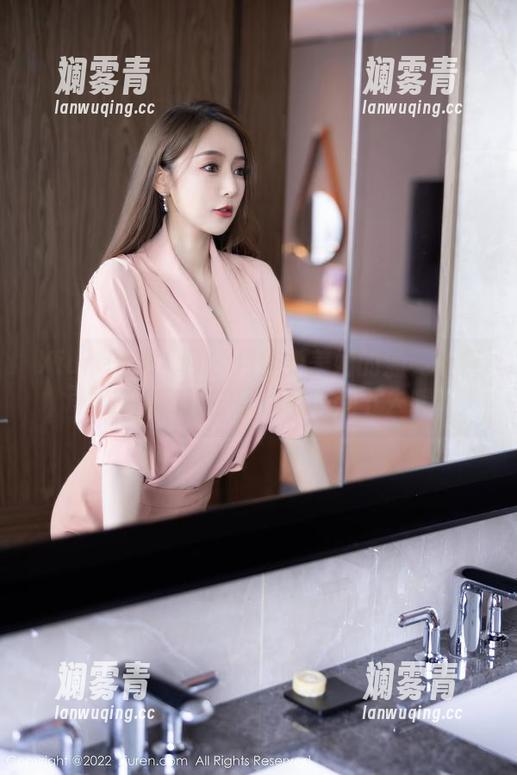 Xiuren秀人网 - 月野兔美妞的油亮合集，别说我没警告你可能滴下去哦