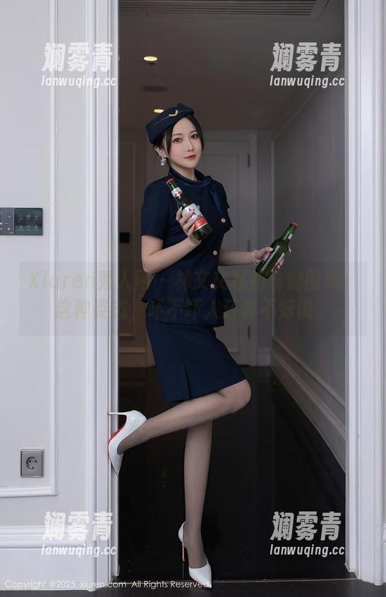 Xiuren秀人网 - 林文文私拍瑜伽图集：这种姿态，吓不吓人还真不好说。