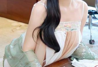 Xiuren秀人网 – 陈芊儿的“剧情”套图下载，内心却是万千种不同的解读