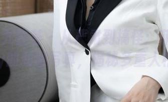 YouMi尤蜜荟 – 从严肃到搞怪：菲儿beauty的和服写真，揭秘多重人格！