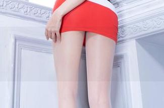beautyleg – 最新的Lena居家图集，让我开始想我那一成不变的墙壁，真假的？
