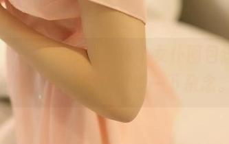rosi – 小莉，帮我把这个女仆图包送到我的脑海里，顺便清理一下杂念。