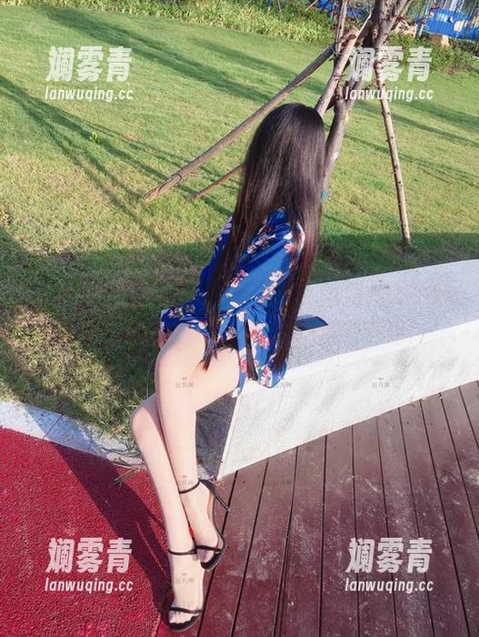 微密圈 - 夜即逝，肉丝常在：丝月神的牛仔裤路灯拍摄合集，别等了，赶紧下载！
