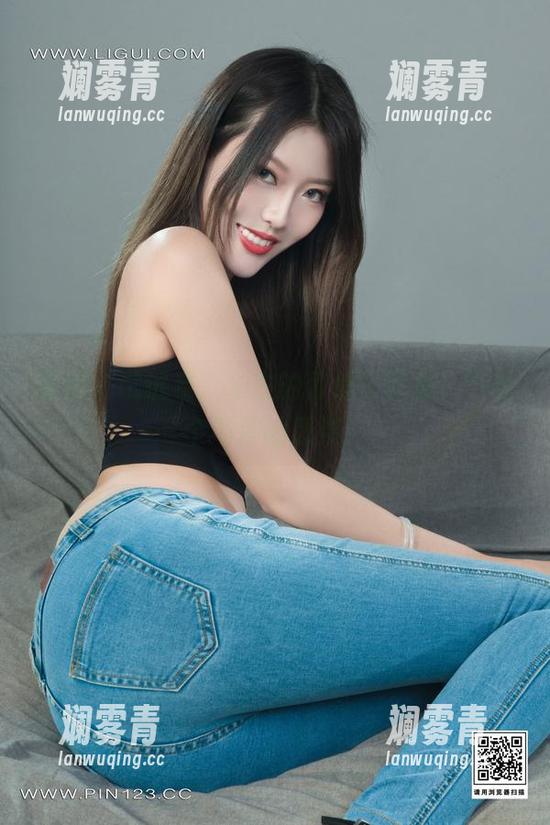 丽柜-左左 丽柜 - 试试看,左左的可爱写真集,下载个不停的恶果!