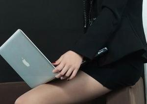 丽柜 – 文芮的毛衣合集——让你恍若置身毛茸茸的云端