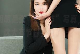 丽柜 – 明明是张“圣诞节”写真，轩轩你这太有节日氛围了吧？