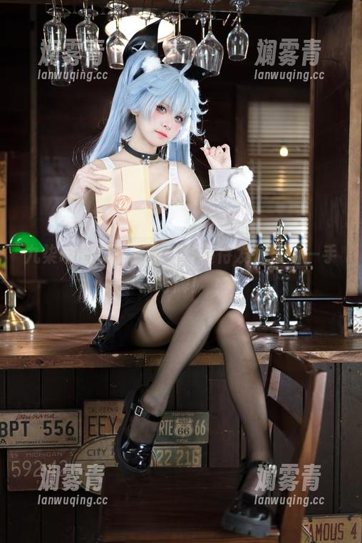 九柒喵 九柒喵的制服合集:整装待发,撩到一手好牌!