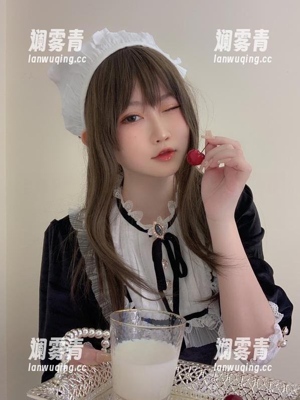 全集近距离欣赏，依依超级懒修女那份仿佛若隐若现的调皮