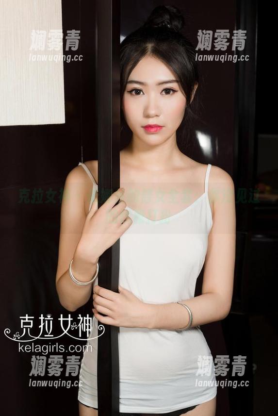 克拉女神 - 依娜丝的修女全套：你没见过的优雅打扮