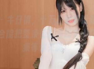 微密圈 – 牛仔裤，十万口草莓粥粥，好像就这组合能把整条街都亮起来，高清写真集等你来嗨！