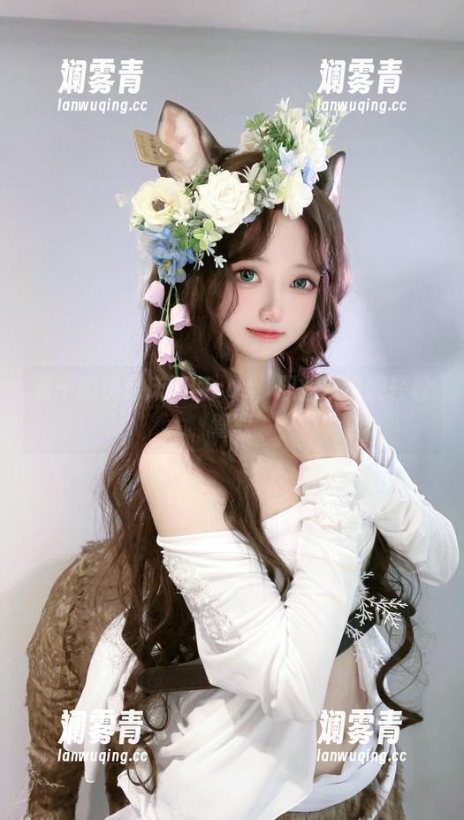 看千阳快起床如何cos，职业装也能轻松驾驭