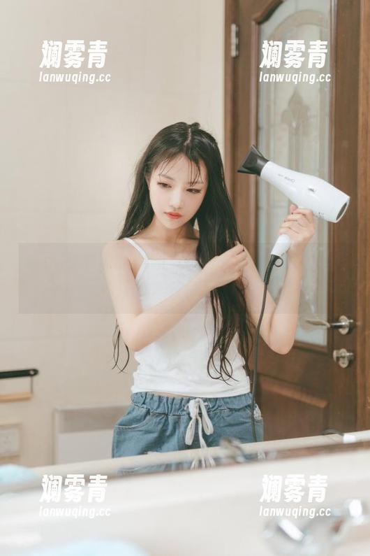 水手服学妹的原图在此，别犹豫啊，赶快从喵糖映画下载！