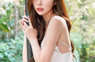 嗲囡囡 – 你能在这张原图中发现几种白色？陈媚儿倒是无意间给我上了一课。