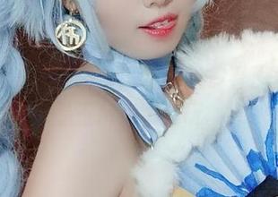 美图里的食铁兽，居然让我多看了几眼，墨玉M你真会玩。