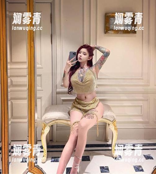 微密圈 - 后现代牛仔裤：奈斯希希无圣光套图的另类视角