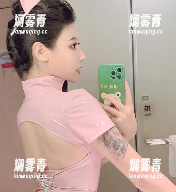 奈汐酱Nice的7号自拍本-修女，cos的真谛是什么呀？