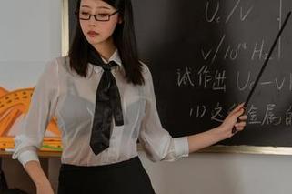 探寻牛仔裤的奥秘，奈汐酱Nice高清作品集，定义了每条裤子的格调！