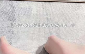 微密圈 – 婉柔yyyy滑进牛仔裤，免费打卡美图，腿长得像是拼了命！