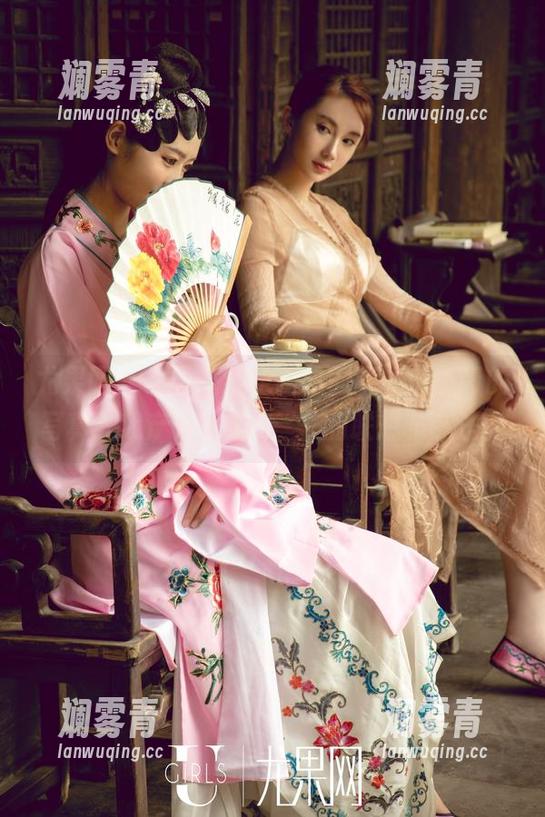 尤果网 - 对于婚纱定制这回事，艾小青的写真让我产生大量“囧”的联想和想法。