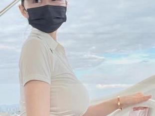 微密圈 – 制服也能撕掉标签，来看左公子666的高清图册吧！