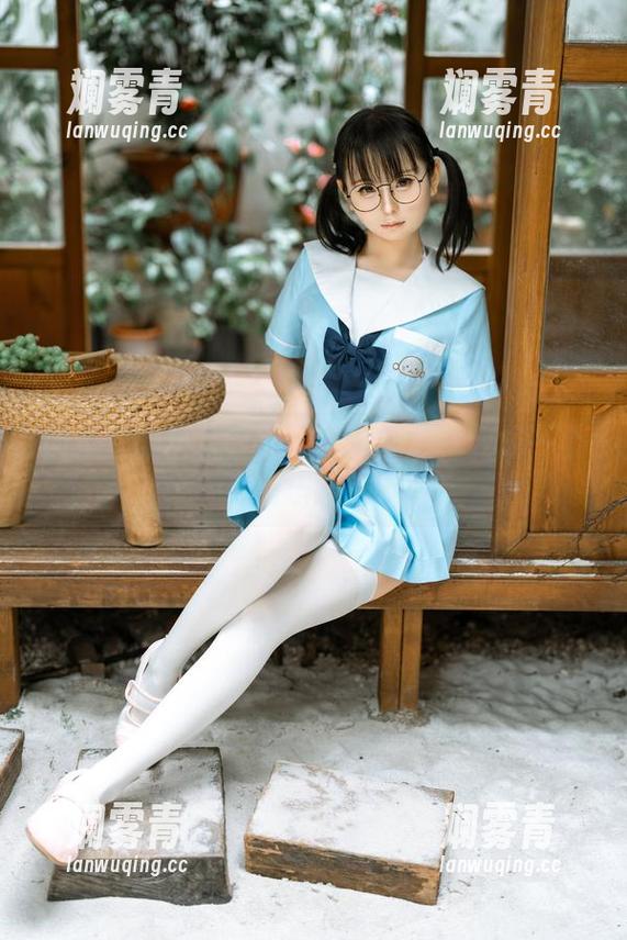 图集里的幼水铃衣：浴室是怎样变成一个奇幻乐园的？
