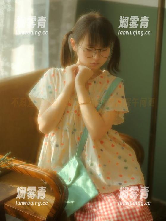 幼水铃衣 不忍直视!幼水铃衣最新作品再探午间更衣室,果然又燃又迷!