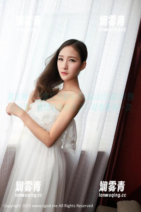 推女神 - 当我打开歆小兔chobits的JK图包分享，果然又被秒杀了！好想再来一次。