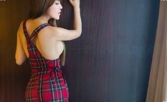 推女郎 – 体操服美图大赏——曾水让你发现香蕉皮上的优雅