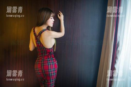 推女郎 - 体操服美图大赏——曾水让你发现香蕉皮上的优雅