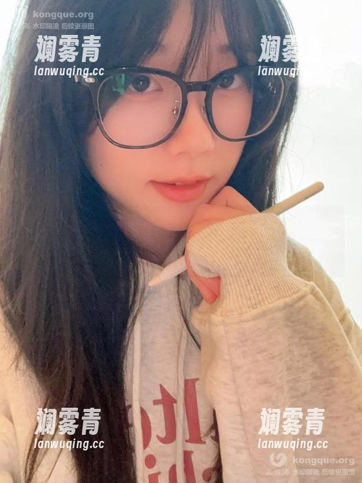 是一只废喵了最新图册：毛衣，来自厨房的暖意——好吧，可能也来自沙发！