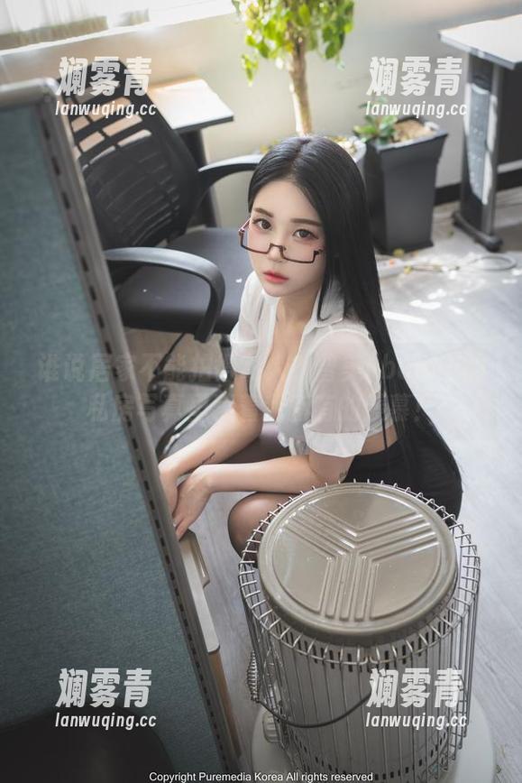谁说居家不能拍得动人？普美(bomi)的私房写真里藏着我所有的羡慕！