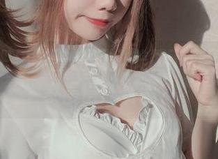 谁不想把果咩酱的双人美图下载下来，回家慢慢欣赏呢？