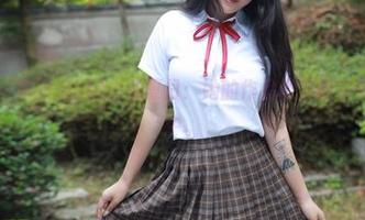 模范学院 – 李颖煊baby的夏日：她的作品像穿梭在午后的微风中。