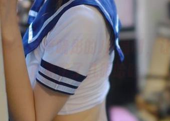 模范学院 – 甜筒晓彤的JK福利，让我不小心多瞥了几眼哈哈