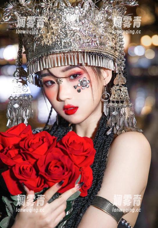 在工作中保持优雅——瓦斯塔亚小龙虾的高清办公室图集！