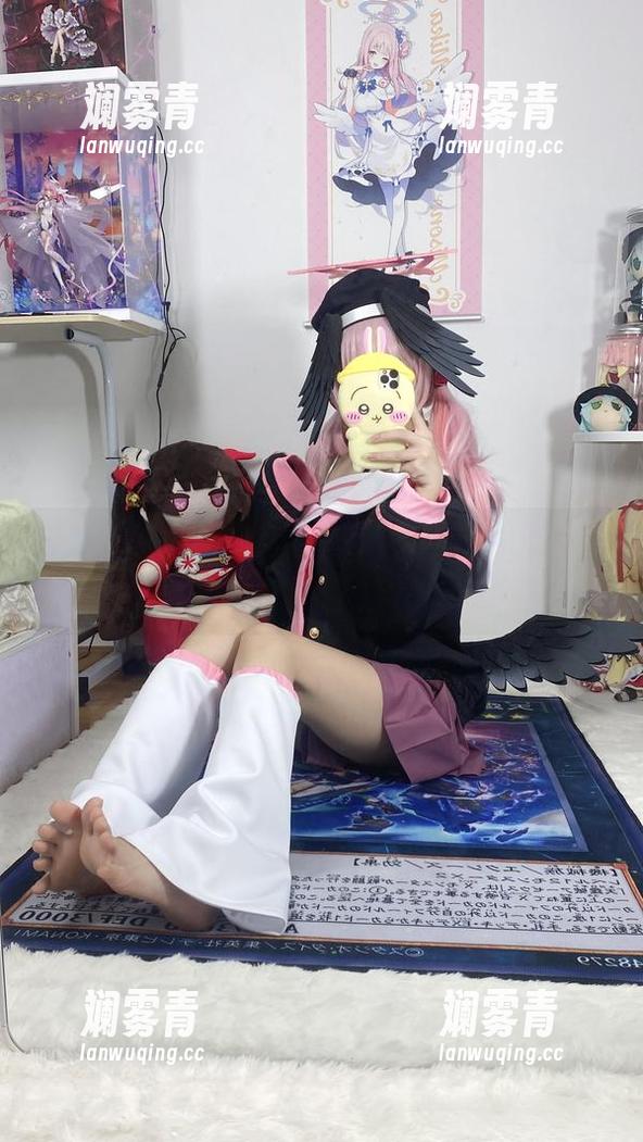 白栎Shirly与照片的亲密接触，鸣潮与尤诺的摩擦，这样的分享真不错！