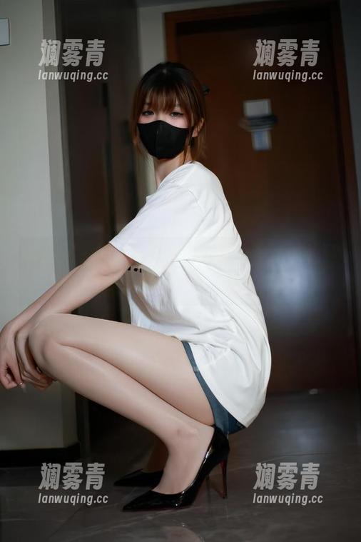 微密圈 - 线上合集：白龙猫女与她的长腿，无法只看一次